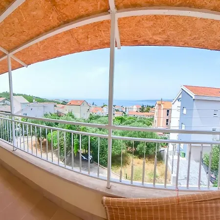 Apartament Rozita Promajna