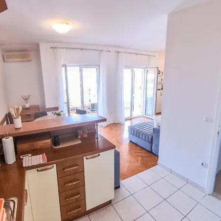 Huanita Apartment