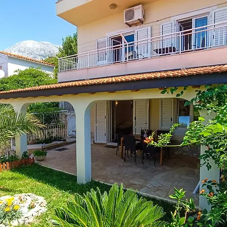 Apartment Huanita