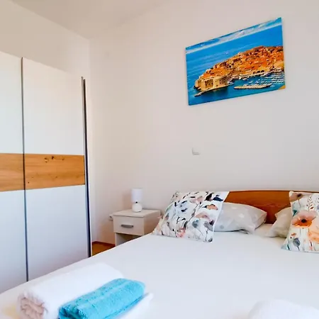 Huanita Apartment Promajna